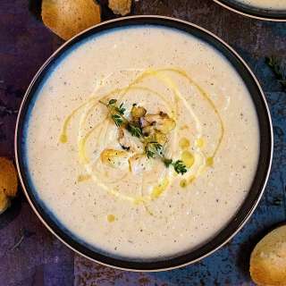 Creamy Roasted Cauliflower Soup
