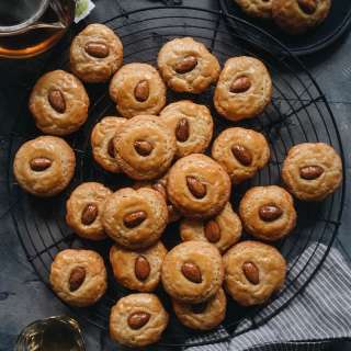 Chinese Almond Cookies