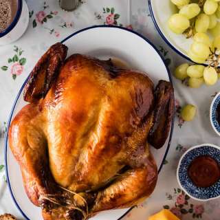 The Best Cantonese Roast Chicken (广式烧鸡)