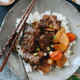 Korean Instant Pot Short Ribs (Galbi Jjim)