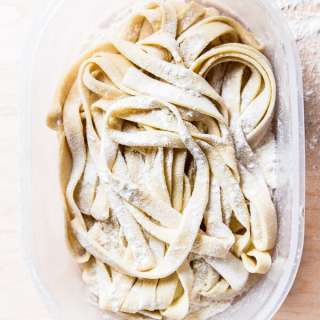 Fresh Homemade Noodles (手擀面)