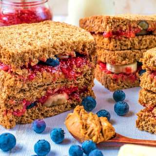 Healthy Peanut Butter and Jelly Sandwich