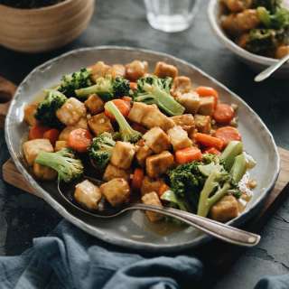 Air Fryer Tofu with Broccoli and Carrot
