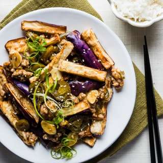 Crispy Eggplant with Szechuan Meat Sauce (鱼香茄子)