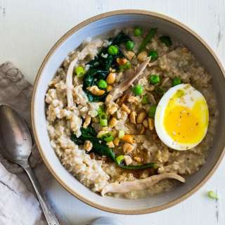 Savory Oatmeal with Chicken and Spinach