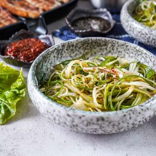 Pajeori (Korean Green Onion Salad)