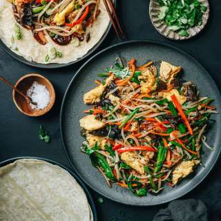 Chao He Cai (Beijing-Style Vegetarian Moo Shu, 炒合菜)