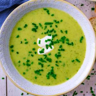 Creamy Courgette Soup (Zucchini Soup)