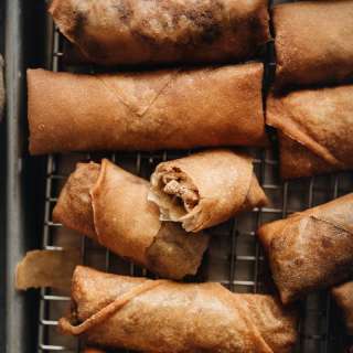 How to Make Chinese Egg Rolls