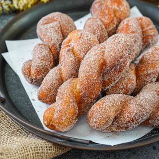 Kkwabaegi (Korean Twisted Doughnuts)