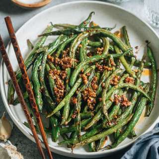 Air Fryer Garlic Green Beans