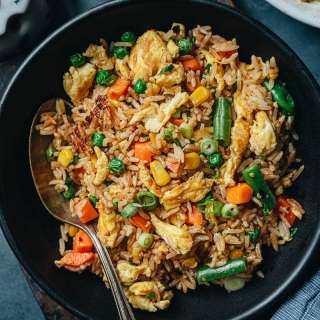 Vegetable Fried Rice (蔬菜炒饭)