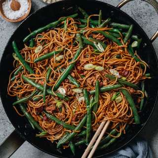 Green Bean Noodles (豆角焖面)
