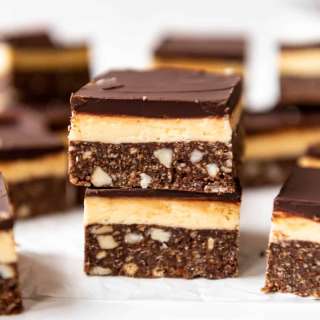 Classic Nanaimo Bars Recipe