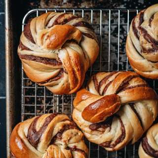 Red Bean Bread (豆沙包)