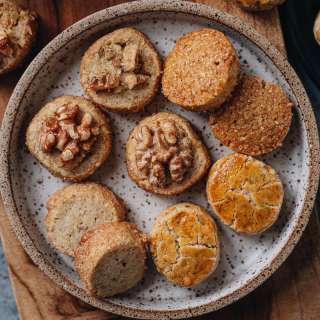 Chinese Walnut Cookies (核桃酥)