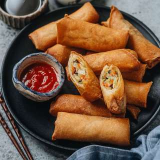 Vegetable Egg Rolls (素春卷)