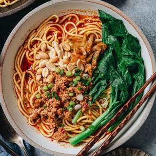Chongqing Noodles (重庆小面)