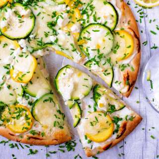 Courgette (Zucchini) and Lemon Pizza
