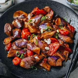 Eggplant with Tomato (西红柿炒茄子)