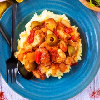 Slow Cooker Spanish Chicken