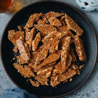 Chinese Peanut Brittle (花生糖)