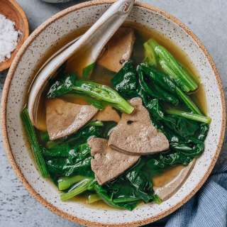 Pork Liver Soup with Spinach (猪肝菠菜汤)