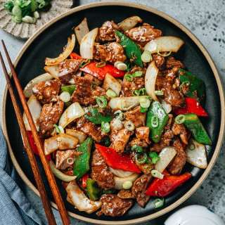 Chicken Liver with Onion and Pepper (爆炒鸡肝)