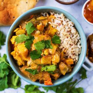 Easy Slow Cooker Vegetable Curry