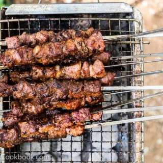 Xinjiang Lamb Skewers (新疆烤串, chuar)