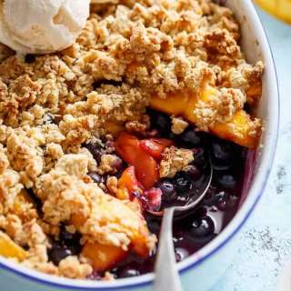 Mango Blueberry Crumble