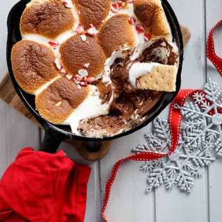 Candy Cane S'mores Dip