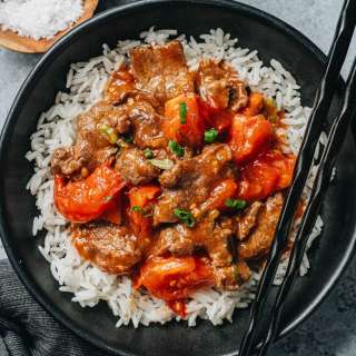 Beef and Tomato Stir Fry (番茄炒牛肉)