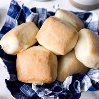 Copycat Texas Roadhouse Rolls