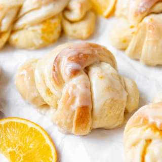 Deborah's Knotted Orange Sweet Rolls