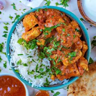 Tomato and Garlic Chicken Curry
