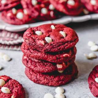 Red Velvet Cake Cookies