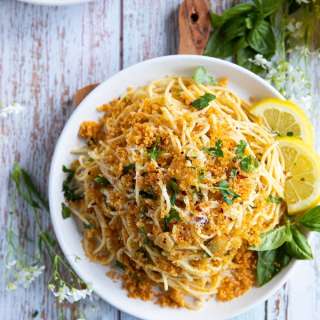 Spaghetti aglio e olio - Olive oil pasta