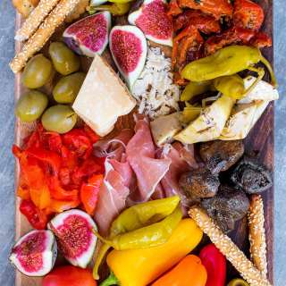 How to Make an Antipasto Platter