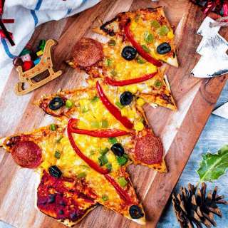 Christmas Tree Pizza