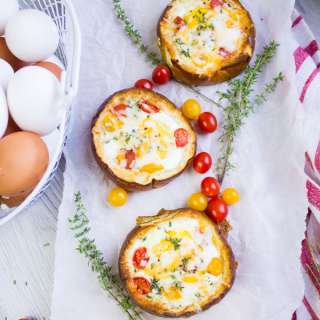 Baked Eggs In Bread Bowls