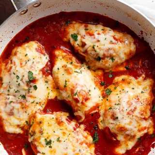 Mozzarella Chicken In Tomato Sauce