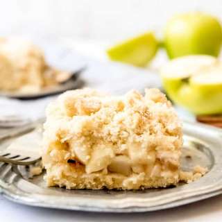 German Apple Cake Recipe (Apfelkuchen)