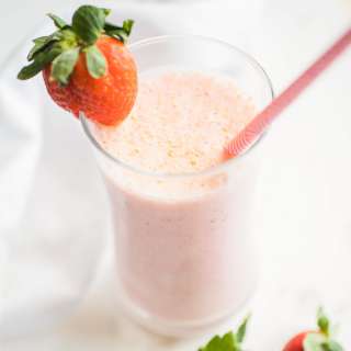 Strawberry Cheesecake Smoothie
