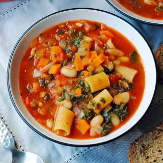 Pasta e Fagioli Soup (Pasta and Bean Soup)