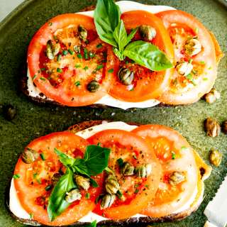 Easy tomato toast with whipped goat's cheese