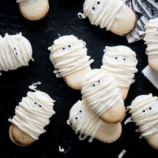 Halloween Mummy Cookies