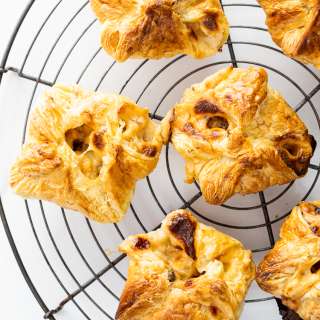 Cauliflower cheese pastries