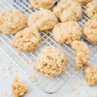 Oatmeal Cookies with Rice Krispies