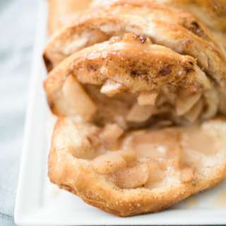 Apple Pull Apart Bread